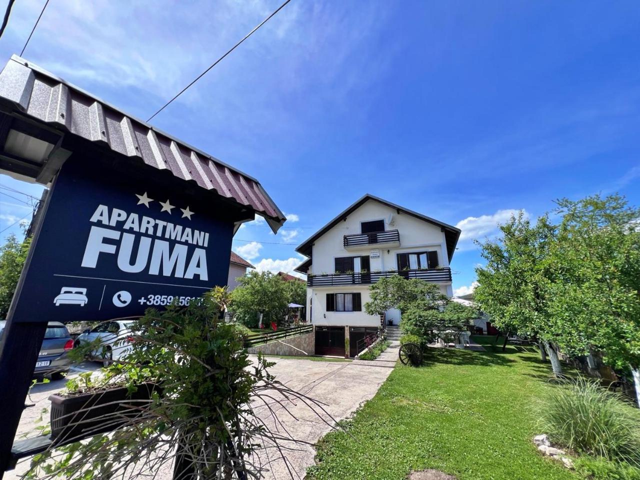 Apartments Fuma Оточац Екстер'єр фото